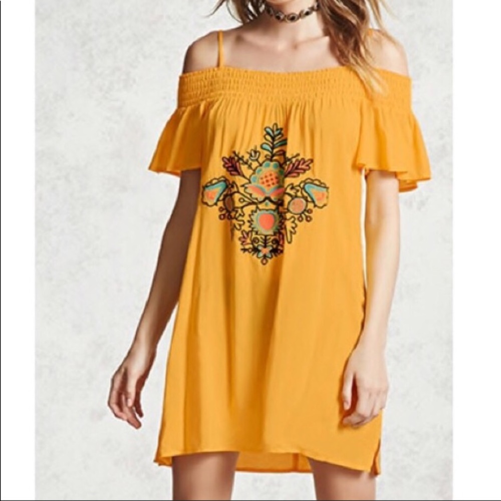 REALLY CUTE YELLOW BASE SUNDRESS